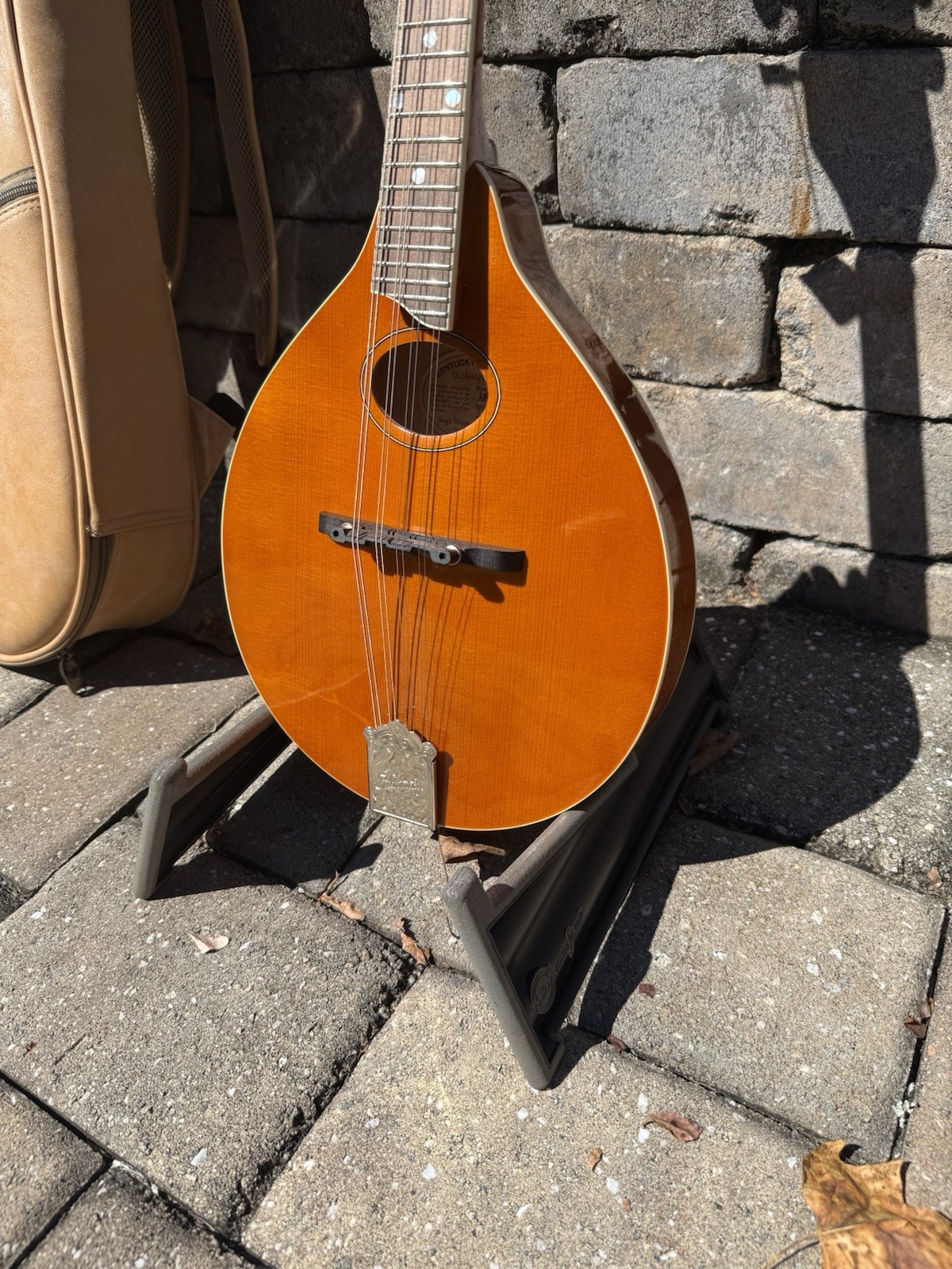 2022 Kentucky KM-272 Deluxe Oval Hole A Style Mandolin | eBay