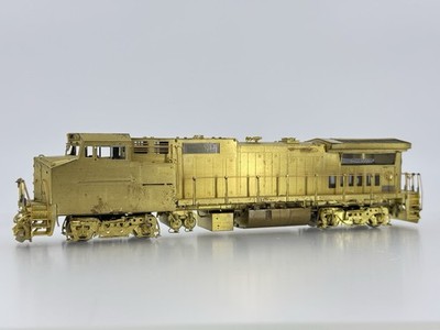 HO Scale Overland Models OMI 5402 Brass Amtrak Dash 8-32BW Diesel Locomotive