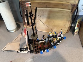 LEGO Pirates I: Imperial Guards: Imperial Flagship 6271 Extremely Rare. (1992)