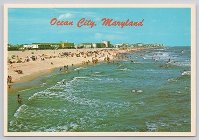 Postcard Maryland Ocean City Crowded Sandy Beach Boardwalk and Motels c1979 77E