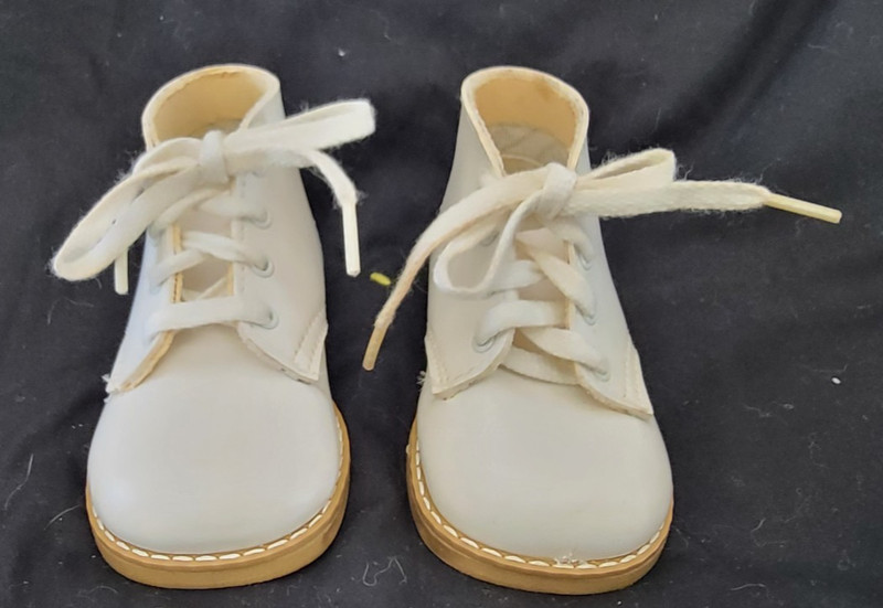 CRADLE JUMPERS VINTAGE  WHITE BOOTIES Toddler Girl Boy sz 3