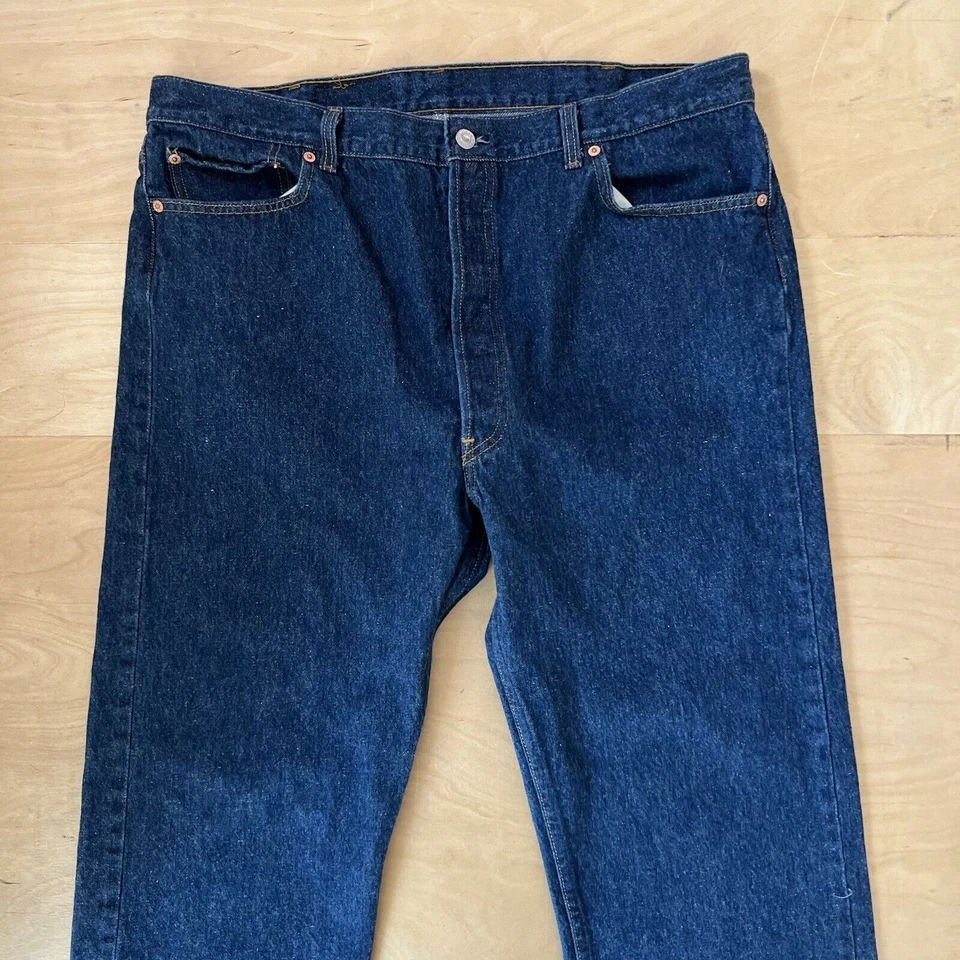 Vintage Levis 501 Jeans 38 Blue 80s Denim Made in USA Workwear Non Selvedge - Image 3 of 4