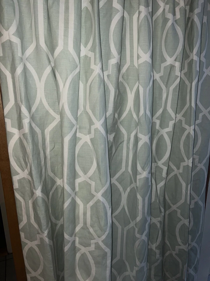 CORTINAS PLISADAS PERSONALIZADAS P KAUFMANN ~ HERMOSO VERDE CLARO ~ 88” L ~ 3 JUEGOS DISPONIBLES Foto 4 de 4