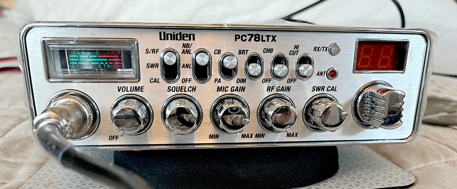 Uniden Bearcat PC78LTX 40 Channel Trucker CB with SWR Meter, Hi Cut and