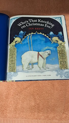 Who's That Knocking On Christmas Eve By Jan Brett Hardcover New 2002 Printing 