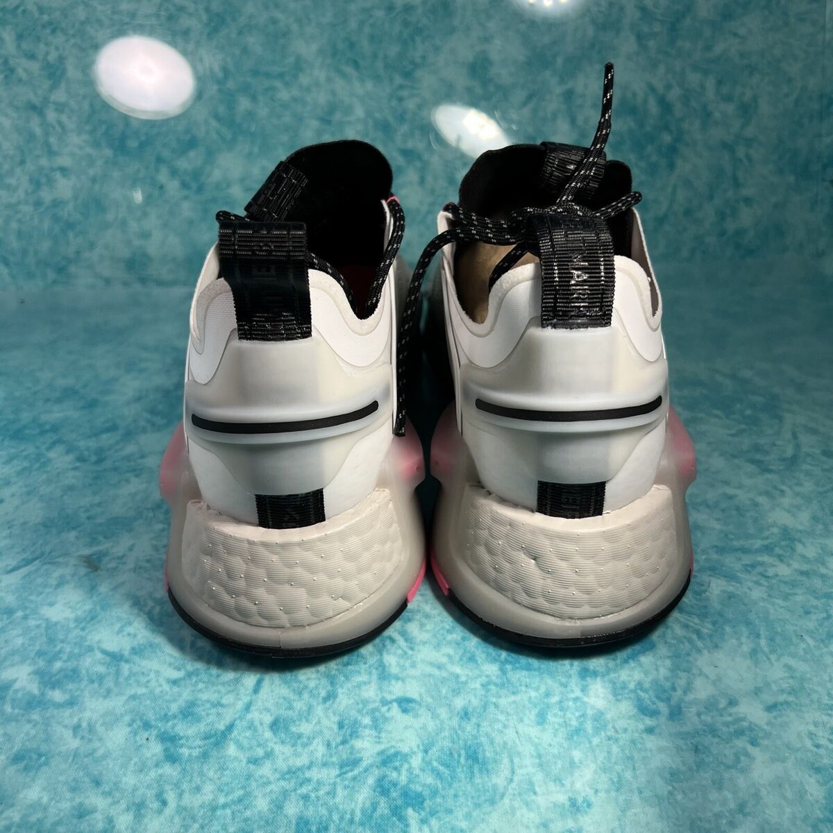 スニーカー adidas NMD V3 White Pink Adidas NMD V3 J Women's White Pink Low Top Athletic Shoes