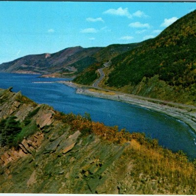 c1950s Cabot Trail Cape Breton Highlands National Park NS Presqu'ile Postcard