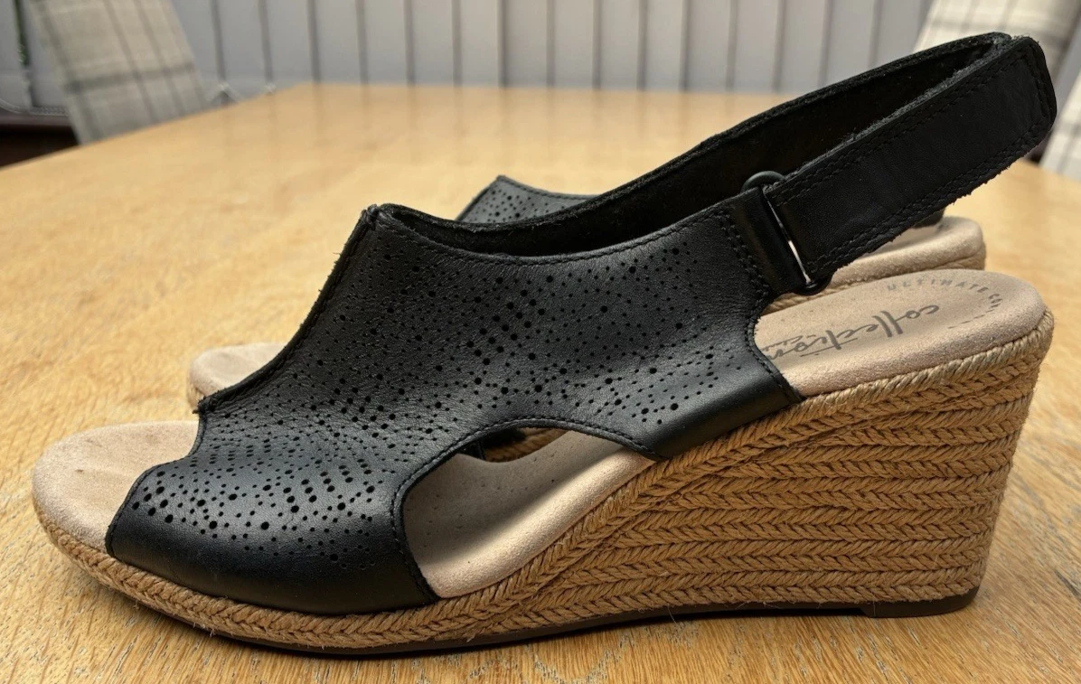 Sandali Clarks neri in pelle Lafley Rosen taglio laser con zeppa in pelle misura 5 5 D