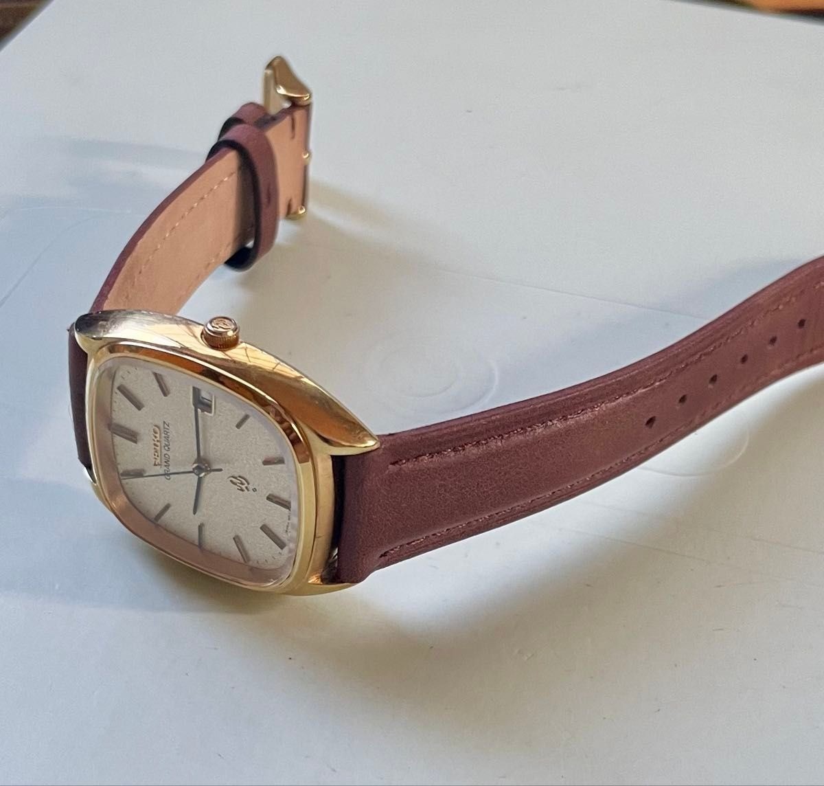 SEIKO Grand Quartz 4843-5100 Gold Dial Vintage 1970s Men's Watch