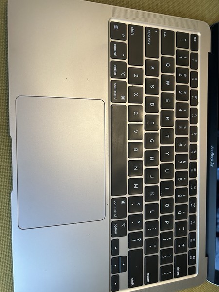Apple MacBook Air 13" 2020 Plata 3