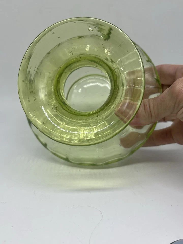 "Florero de vidrio burbuja verde lima estilo biot vintage soplado a mano Francia 4,5""" Foto 4 de 4