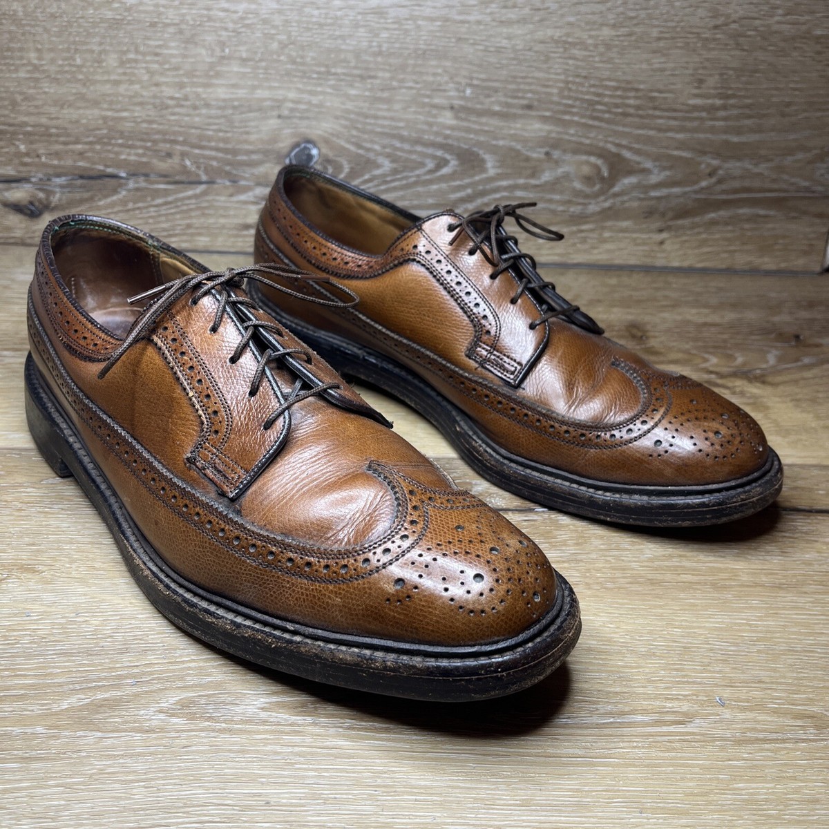 Florsheim Imperial Shoes Kenmoor Vintage V-Cleat Long Wing Florsheim Imperial Shoes Kenmoor Vintage V-Cleat Long Wing