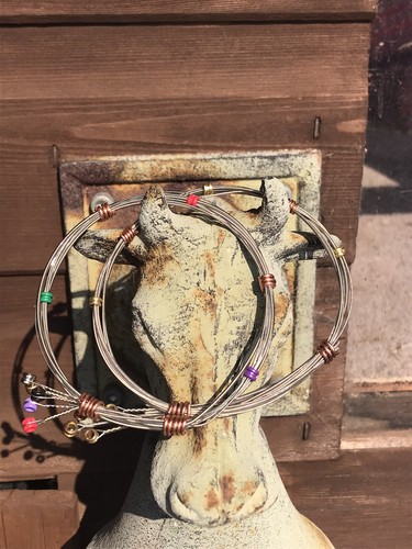 Recycled Guitar String Bracelet - Picture 5 of 8
