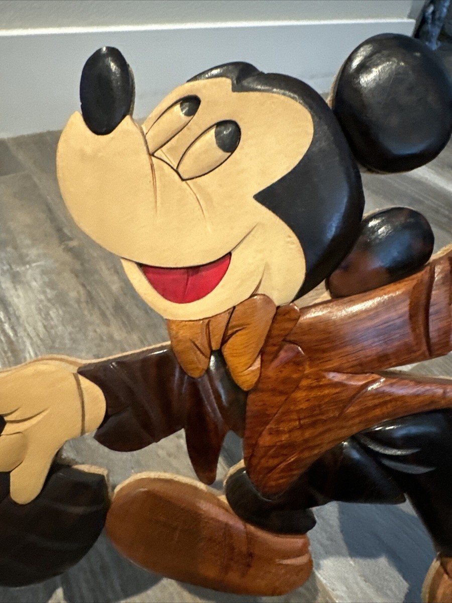 Wooden Wall Art Decoration Beautiful Detail Disney Mickey Mouse 8