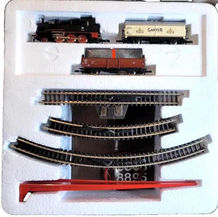Z Marklin Mini-Club 81562 BR 74 701 2-6-0 DB Freight Set (120 v) (tested) - Image 2 of 4