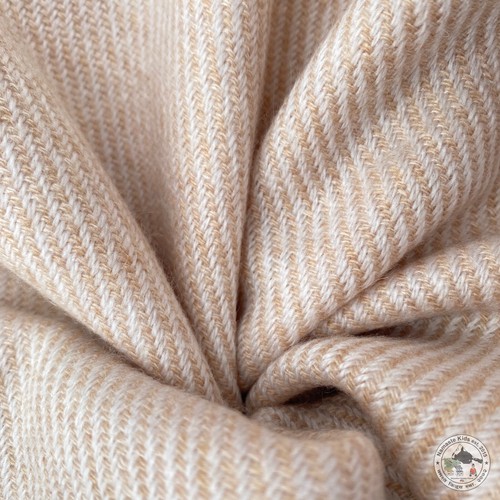 Cashmere Blanket " Kapuche (कपुचे)" - Handmade From Nepal, Gemeinnützig - Picture 15 of 24