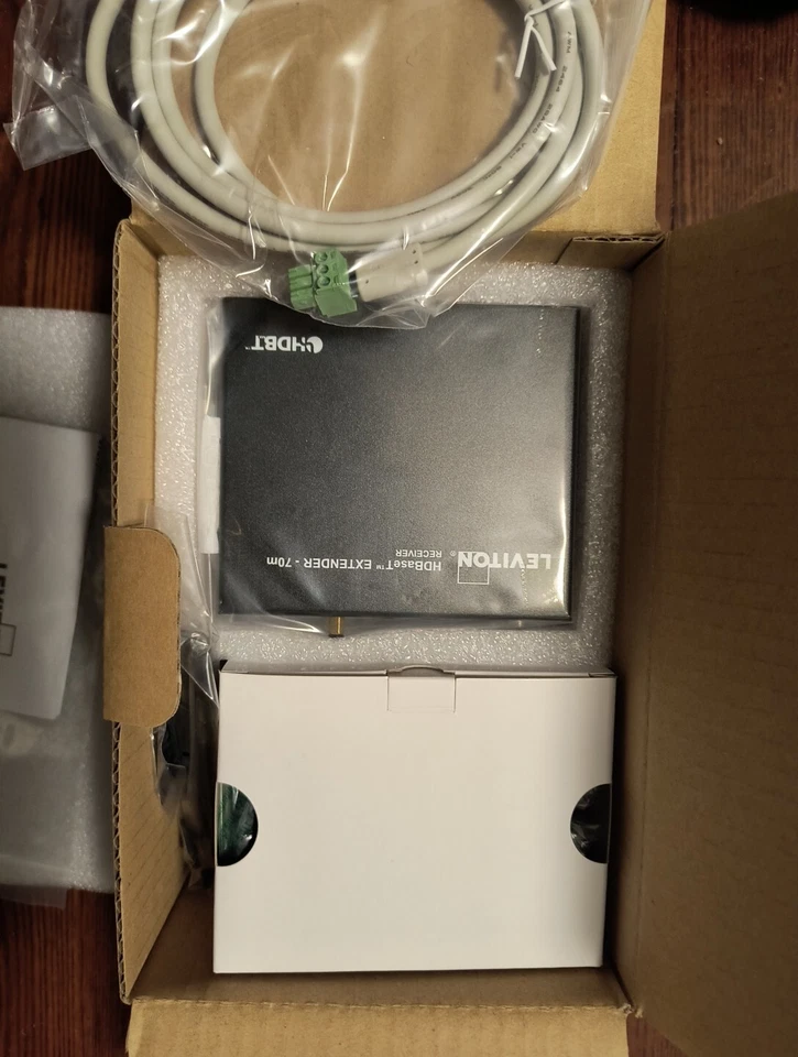 Receptor Leviton 41910-HTR HDBaseT Extender 70M Foto 3 de 3