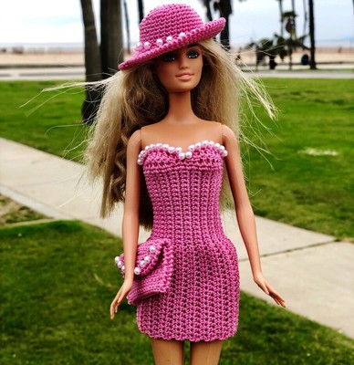 Barbie Knitting Pretty Off 59