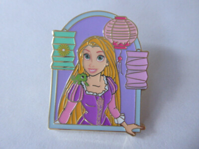 Disney Trading Pins Rapunzel and Pascal Balcony