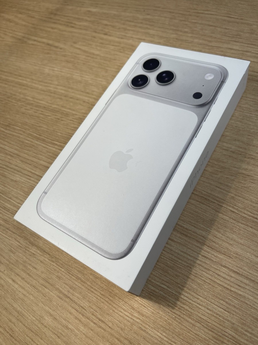 Apple iPhone 17 Pro Max - 256 GB - Silver (Unlocked) for sale