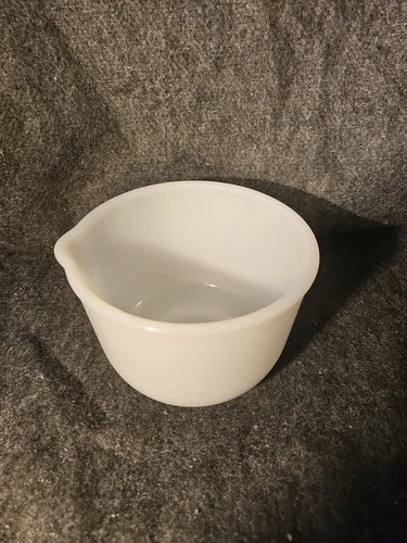 Vtg Sunbeam Mixer Glasbake 20CJ Milk Glass Type Mixing Bowl W Spout Replacement