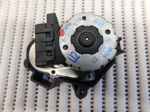 Original BMW E38 Stellmotor Heizung Klima Gebläse - 8391374 -