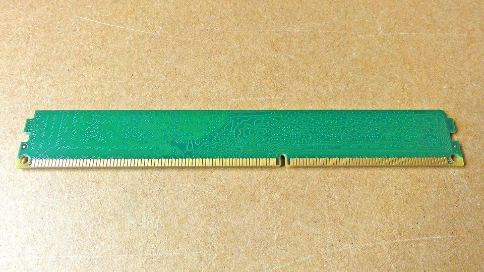 Kingston 1 x 4GB VLP Memory Module DDR3-1333 PC3-10600 UDIMM SDRAM KVR13N9S8/4 - Photo 2/2