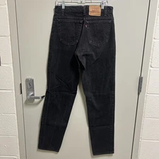 Vintage 90’s Levi’s 550 Black Denim Jeans Size 32x36 USA Relaxed Fit Tapered Leg