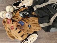 Softball/Baseball Gloves/Shoes/Balls/Sport Ba...