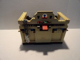 LEGO # 7621 - INDIANA JONES & THE LOST TOMB  -  99 % COMPLETE - NO MIN FIGURES