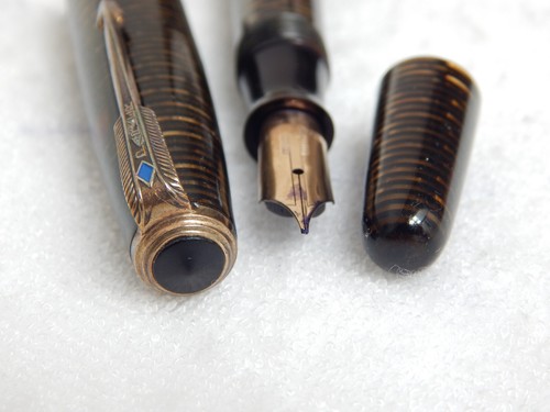 REF#: CS87M. VINTAGE BROWN PARKER VACUMATIC FOUNTAIN PEN. FOR RESTORE/PARTS. - Picture 11 of 13