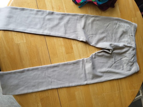 Old Navy Girls Size 16 Khaki Stretch Uniform Skinny Pants- Sweat Pant Material - Picture 4 of 4