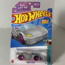 2022 Hot Wheels 134/250-Barbie-Extra- Tooned 5/5,Pink Chrome Wheels-Silver