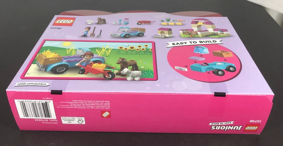 Lego MIA'S FARM SUITCASE 10746 Foal Lamb Retired SEALED Juniors FRIENDS Set NEW - Image 4 of 4