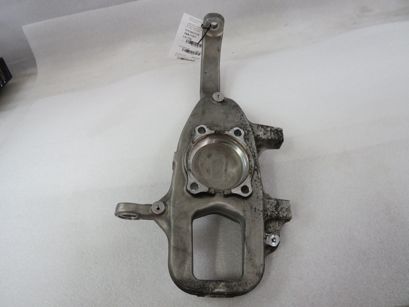 Maserati Quattroporte, Ghibli, RH, Front Spindle Knuckle, 2WD, Used, 670001806
