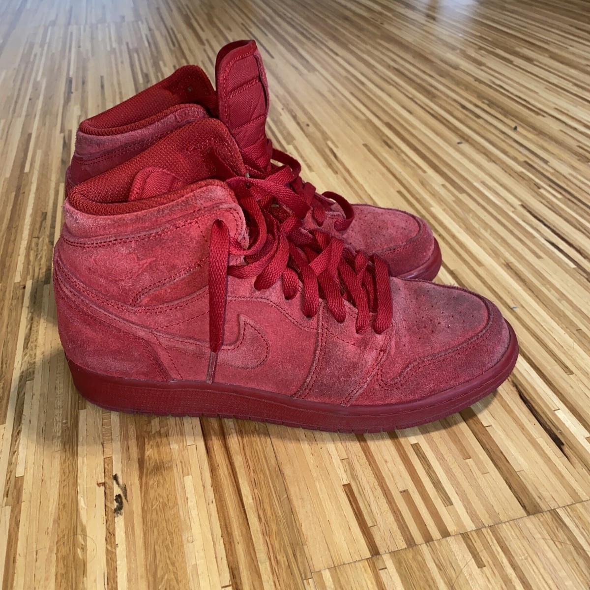スニーカー NIKE Air Jordan 1 Retro High 'Red Suede' SS 17 2017 Size 5.5 - Jordan 1 Retro High Red Suede 2017 | eBay