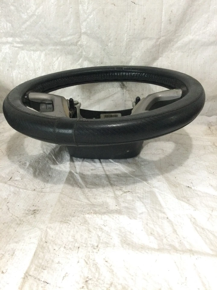 2010 GMC Sierra 2500HD Strng Wheel Assembly OEM 28050029 - Image 3 of 4