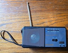 Vintage Belwood 2 Band AM/FM Pocket Radio/LCD Clock Model 835