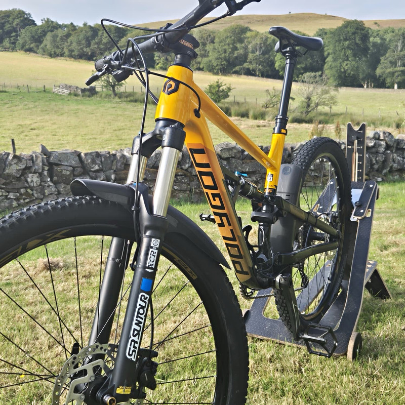 Polygon d6 27.5 inch Full Suspension MTB Hydraulic Disc Brakes M Yellow/Black