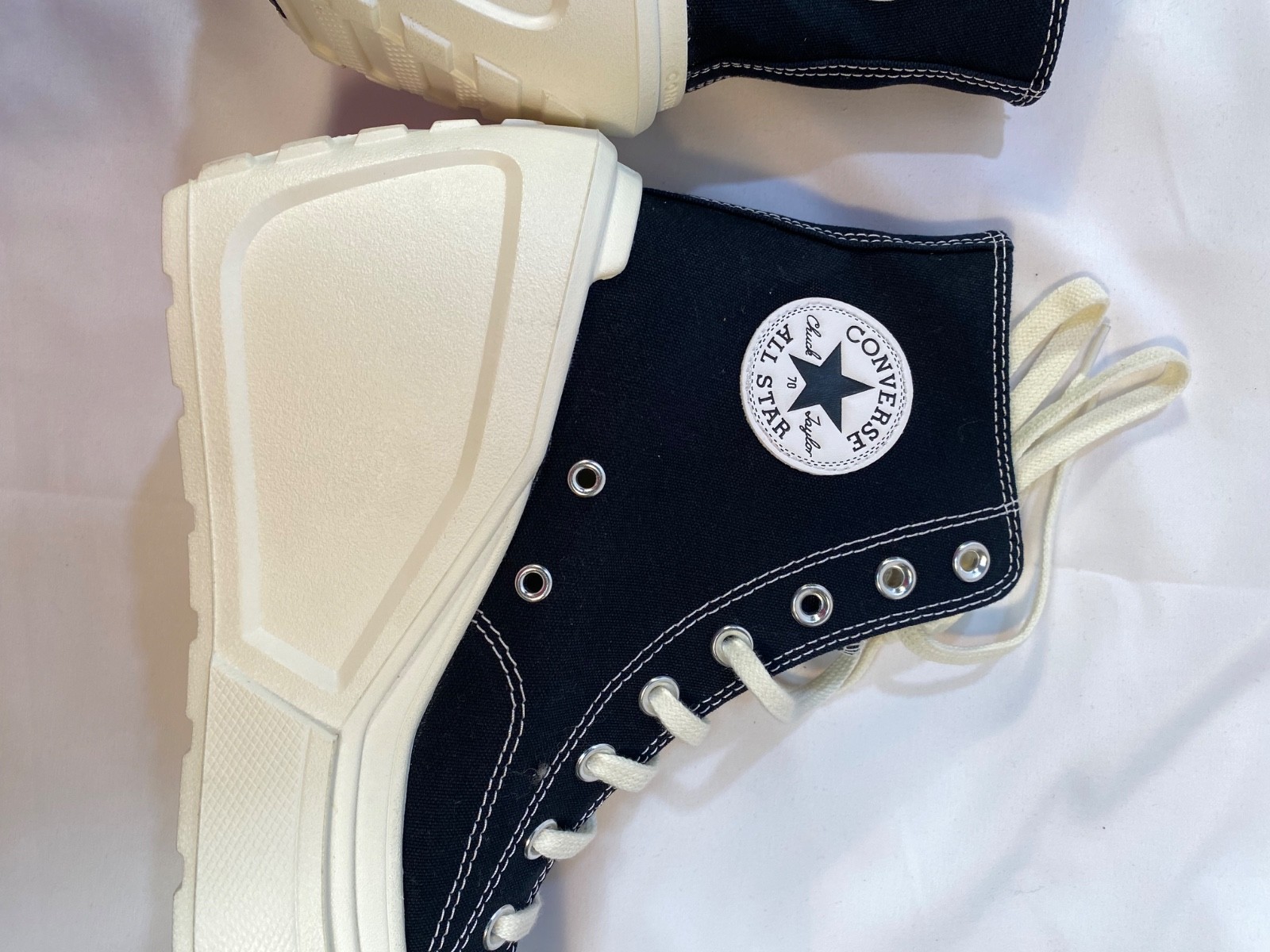 New Converse Chuck 70 De Luxe Squared Sneakers - Black (A06435C) Size US 9.5 thumbnail 5