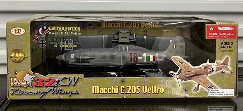 21st Century Toys, WWII, Macchi C.205 Veltro, Italy, Cockpit Pilot Visconti 1:32 - Picture 1 of 13