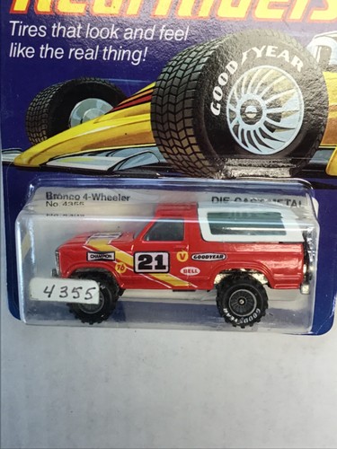 1982 Real Riders Red Bronco 4-Wheeler Gray Hubs #4355 - Picture 6 of 11