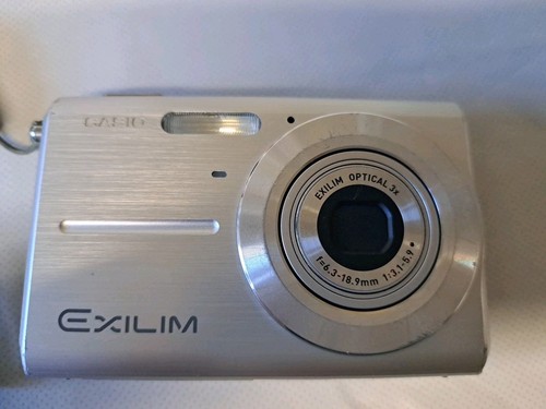 Casio Exilim Silber Digital Kamera - Bild 2 von 3