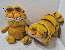 Lot x2 Vintage Garfield the Cat Plush Stuffed Animals 1978 1981 Sitting/Crawling