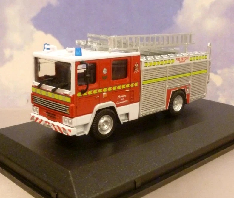 DENNIS 压铸消防车| eBay
