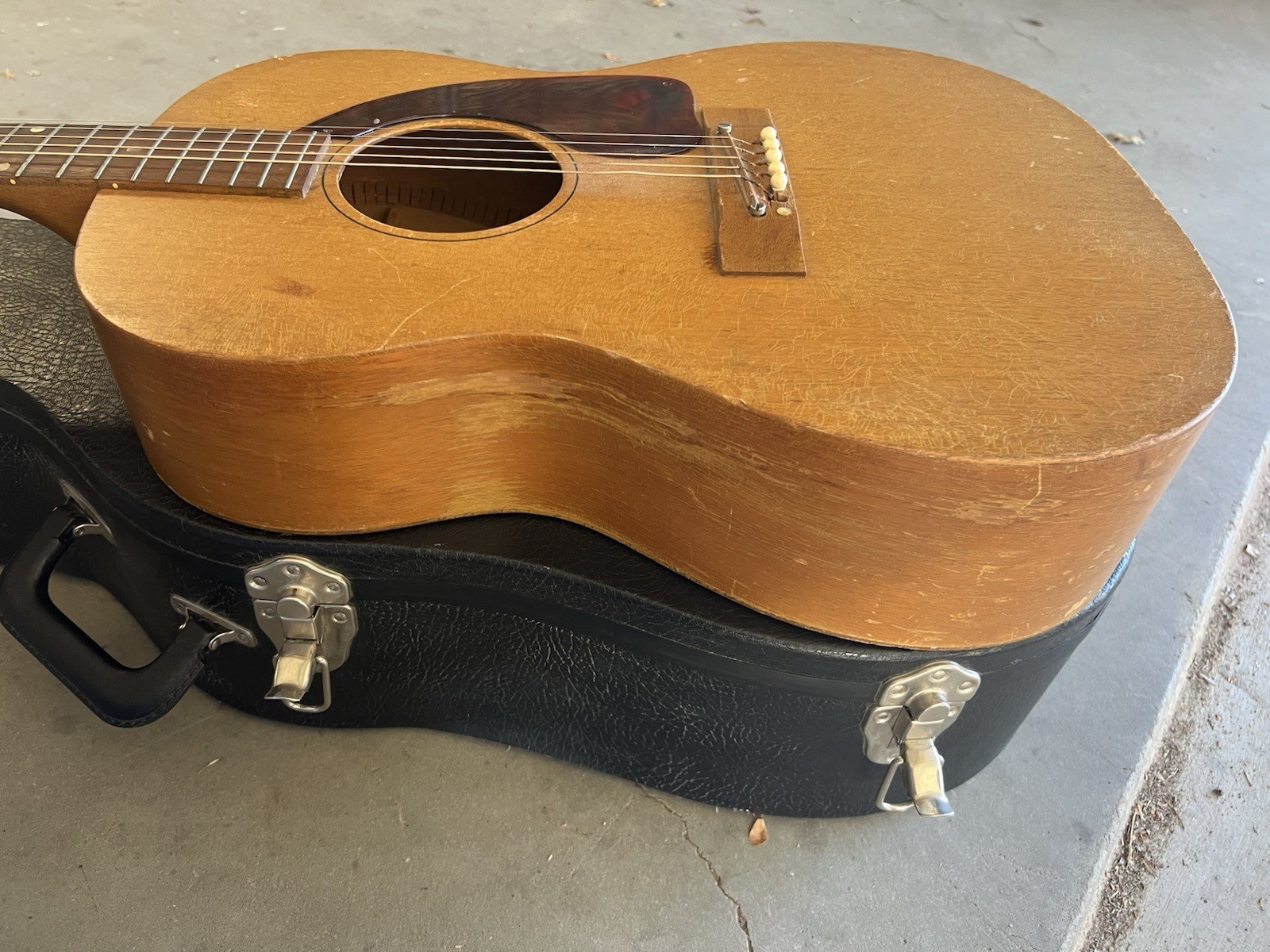 Vintage 1969 Gibson B-15 Mahogany Acoustic Guitar - needs bridge replaced