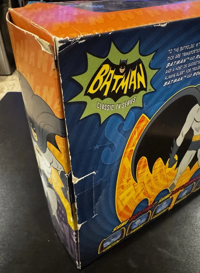 VILLAIN'S LAIR - MCFARLANE BATMAN '66 SERIE DE TELEVISIÓN CLÁSICA NUEVO DC Comics Foto 4 de 4