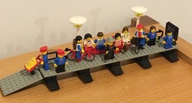 Lego 4558 Metroliner - 100% Complete with Box and Instructions