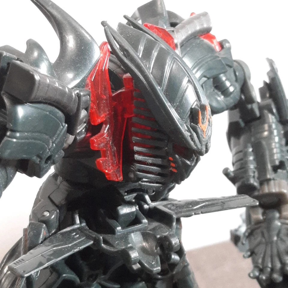 Transformers 2 Revenge Fallen Voyager scroponok bruticus shockwave beast Figures - Image 2 of 4