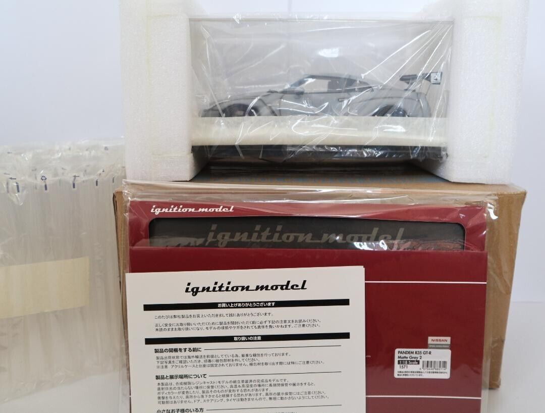 1/18 Ignition Model Pandem R35 GT-R Matt Gray 2 w/ Box From 1/18 Ignition Model Pandem R35 GT-R Matt Gray 2 w/ Box From